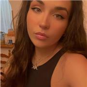 Profesora de apoyo para clases de inglés,nivel correspondiente a C1.Dos años de experiencia viviendo en Estados Unidos y trabajando allí